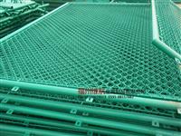 福建小区学校工厂专用球场护栏网 包塑勾花护栏网 维航厂家直销