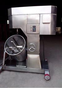 诸城出售100高速鱼泥打浆机 变频肉丸搅拌机 质量优 厂家直销