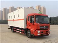 东风天锦7米6国五易燃气体厢式运输车