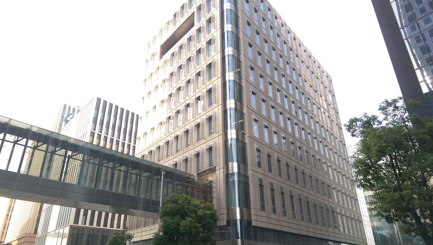 世博宝钢大厦写字楼出租多种面积选择随时看房