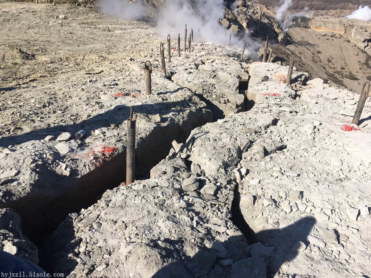 矿山二氧化碳气体爆破设备